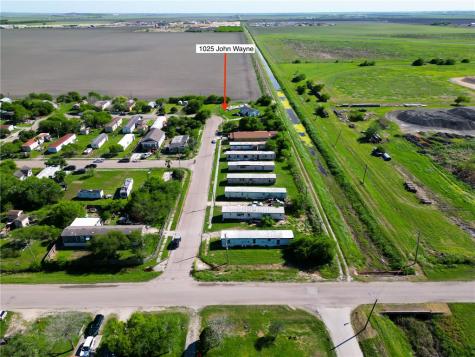 1025 John Wayne Drive Robstown TX 78380