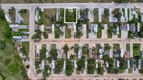 1406 W Corpus Christi Street 58 Rockport TX 78382