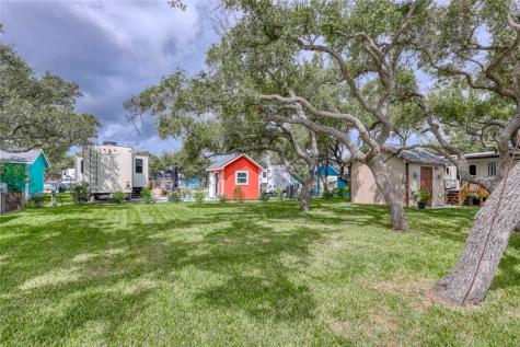 1406 W Corpus Christi Street 58 Rockport TX 78382