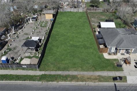 126 Blevins Street Corpus Christi TX 78415