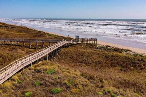 109 Sea Air Port Aransas TX 78373