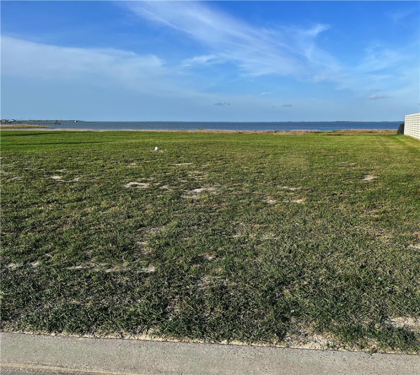 152 Reserve Lane Rockport TX 78382