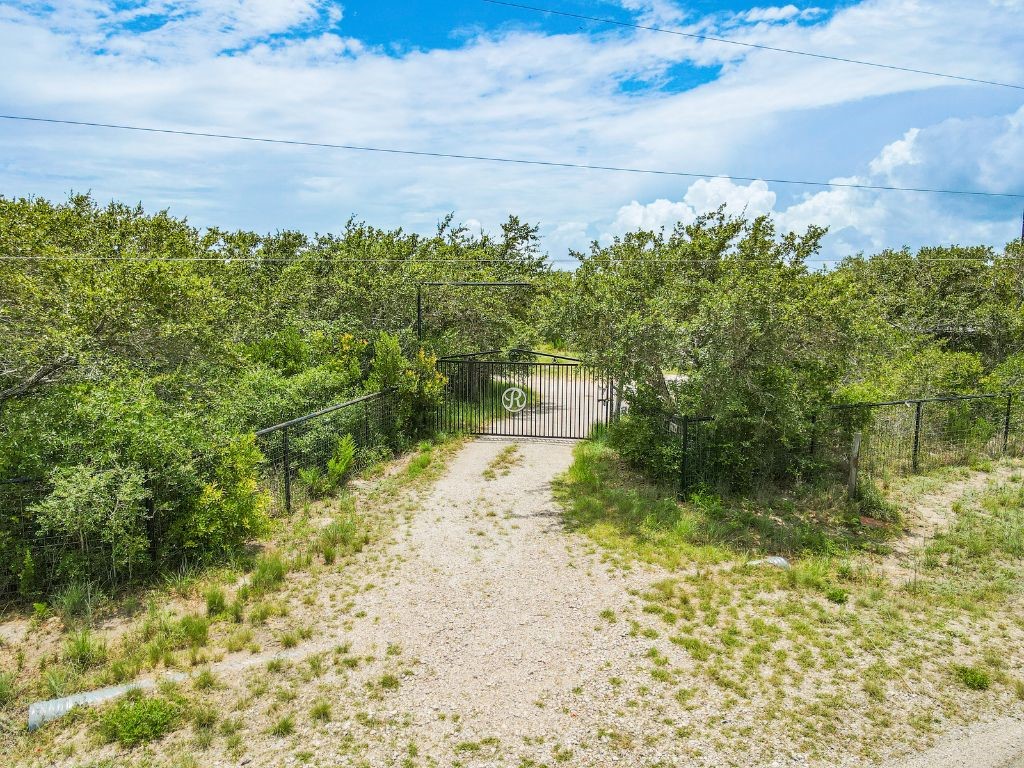 120 Wishert Rockport TX 78382
