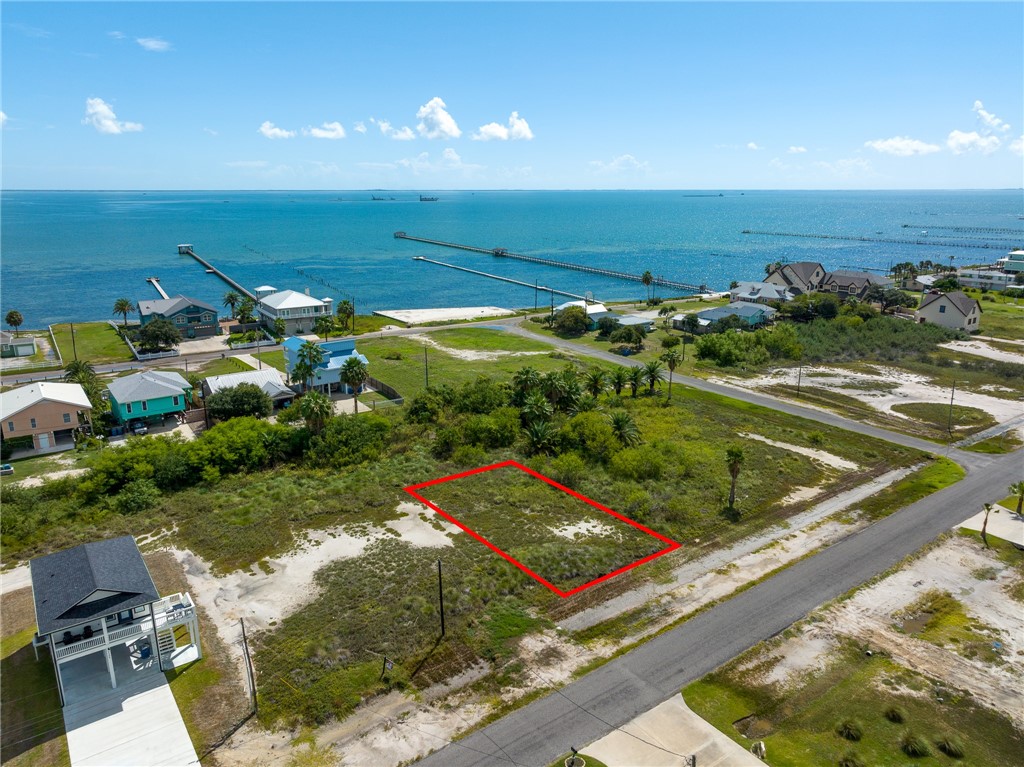 1120 S Magnolia Street Rockport TX 78382