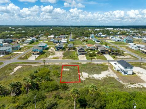 1120 S Magnolia Street Rockport TX 78382
