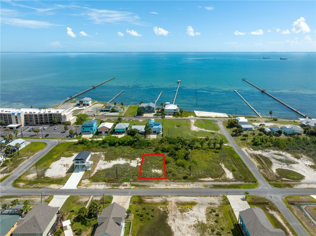 1120 S Magnolia Street Rockport TX 78382