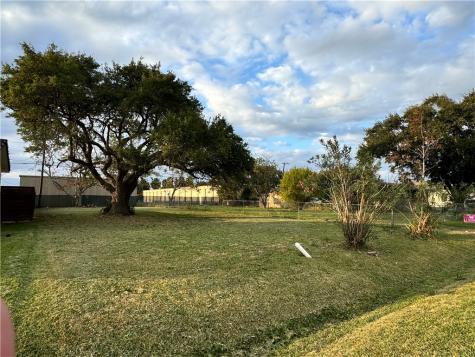 1210 Baywood Corpus Christi TX 78418