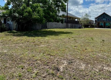 137 Buena Vista Drive Corpus Christi TX 78418