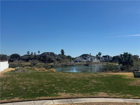 7650 Kings Lake Creek Corpus Christi TX 78413