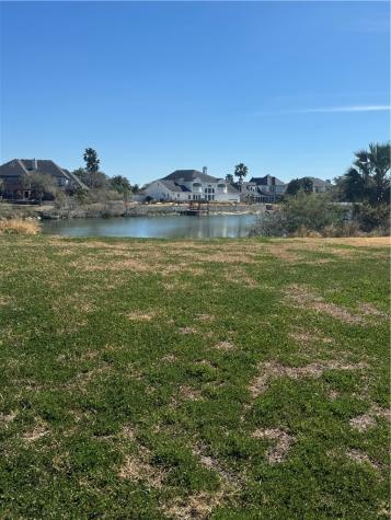 7650 Kings Lake Creek Corpus Christi TX 78413