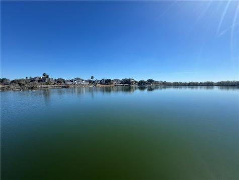 7650 Kings Lake Creek Corpus Christi TX 78413