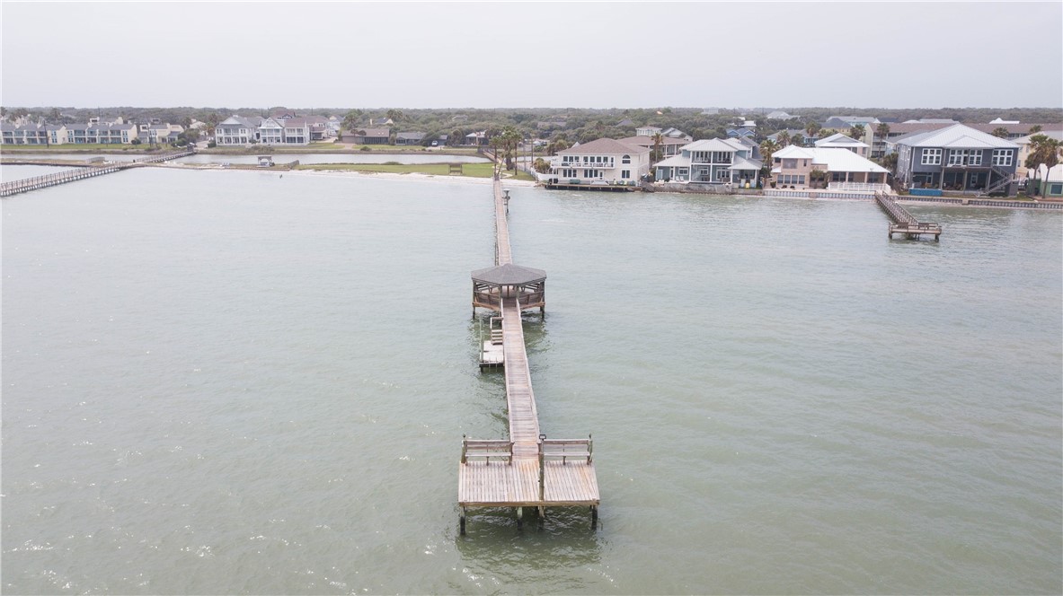 26 Bahama Street N Rockport TX 78382