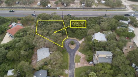 26 Bahama Street N Rockport TX 78382