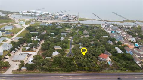 26 Bahama Street N Rockport TX 78382
