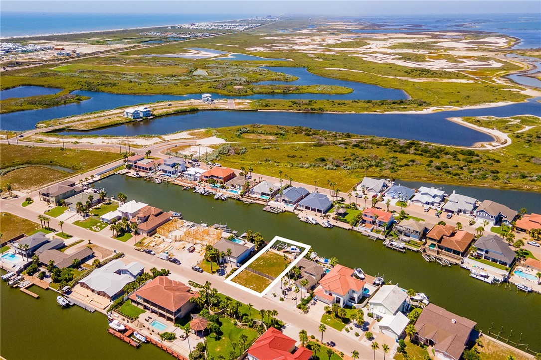 359 Mustang Boulevard Port Aransas TX 78373