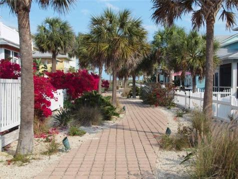 2525 S 11th Street Port Aransas TX 78373