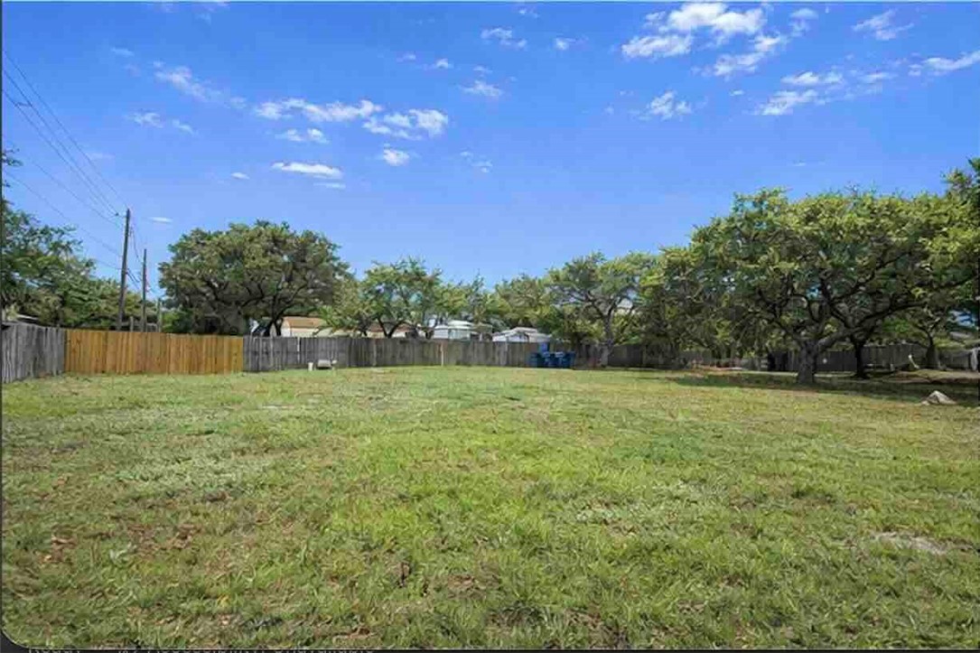 626 Pine Avenue Rockport TX 78382