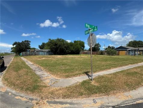 1402 Frio Street Corpus Christi TX 78417
