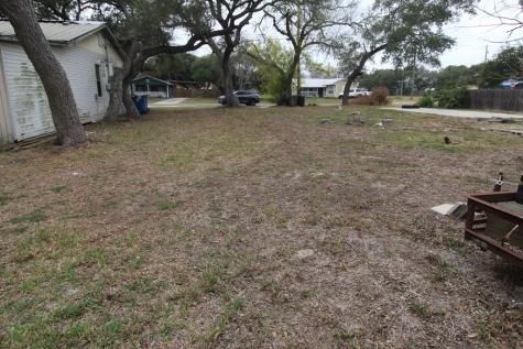 814 & 818 N Ann Rockport TX 78382