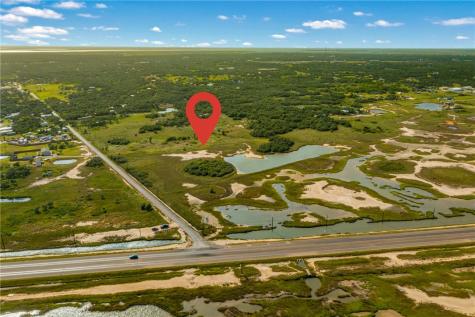 1222 Smokehouse Road Rockport TX 78382