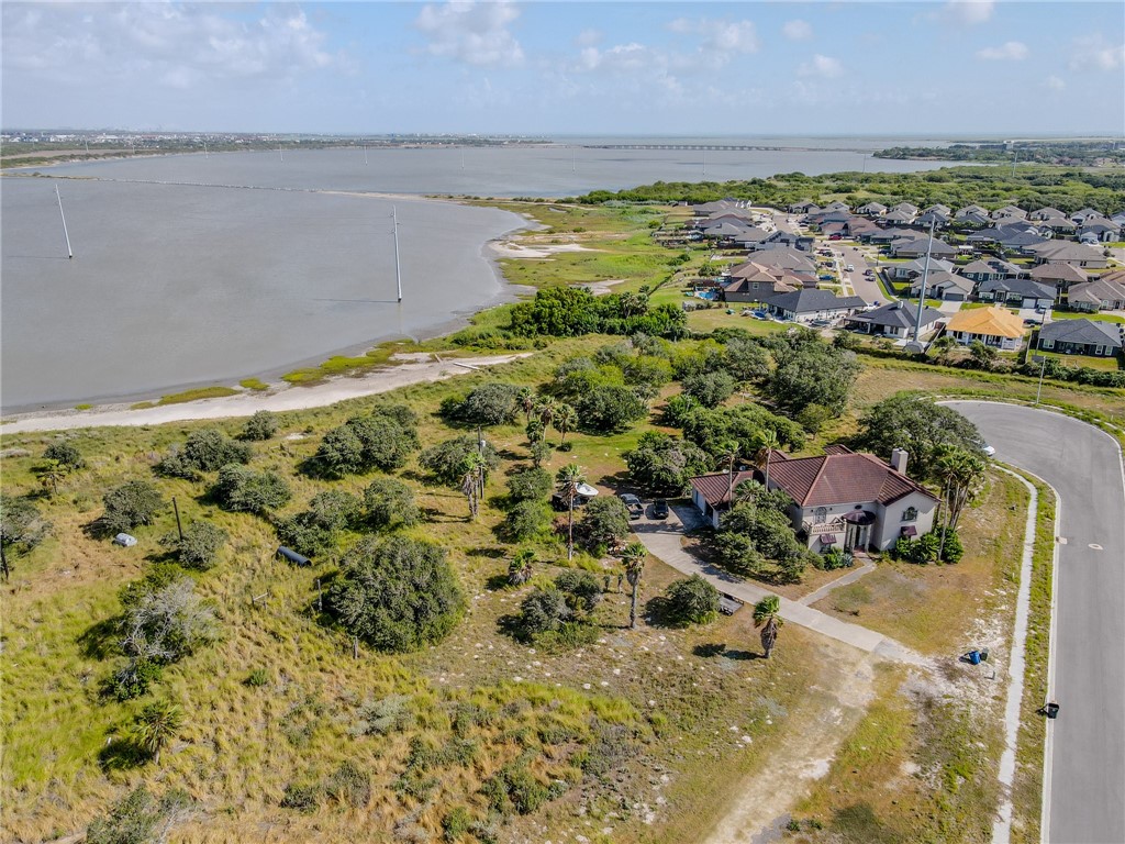 2301 Lords Of The Bay Court Corpus Christi TX 78418