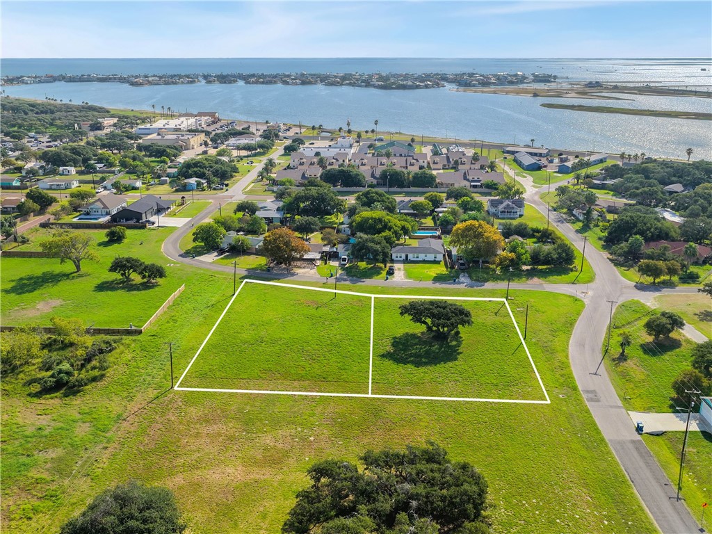 1215 Lady Claire Street Rockport TX 78382