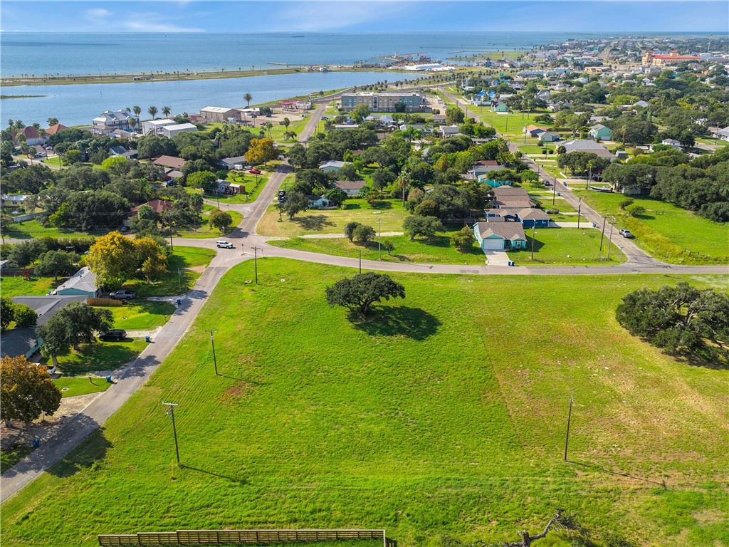 1215 Lady Claire Street Rockport TX 78382