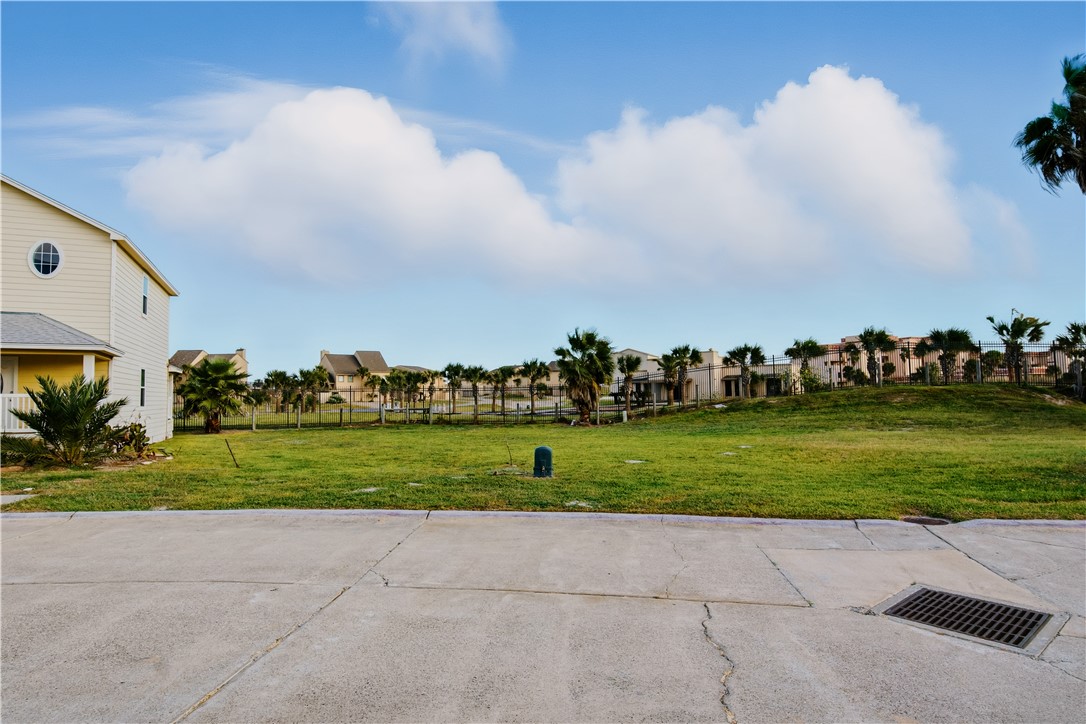 162 La Concha Blvd.#4 Port Aransas TX 78373