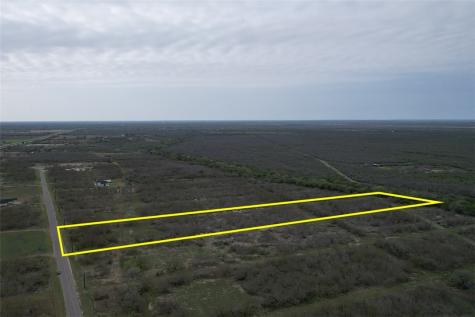 179 County Road 1461 Alice TX 78332