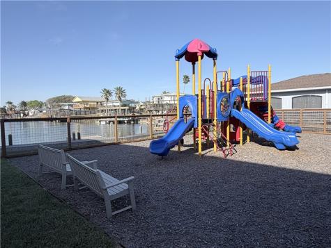 101 Caribbean Drive 25 Corpus Christi TX 78418