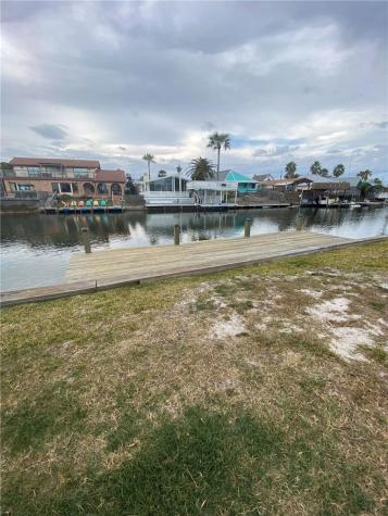 101 Caribbean Drive 25 Corpus Christi TX 78418