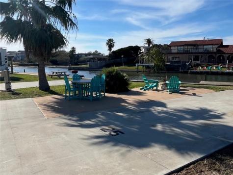 101 Caribbean Drive 25 Corpus Christi TX 78418
