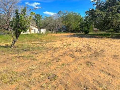 1207 And 1209 Florida Pleasanton TX 78064