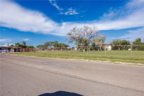 0 N. Matiana Ortiz Robstown TX 78380