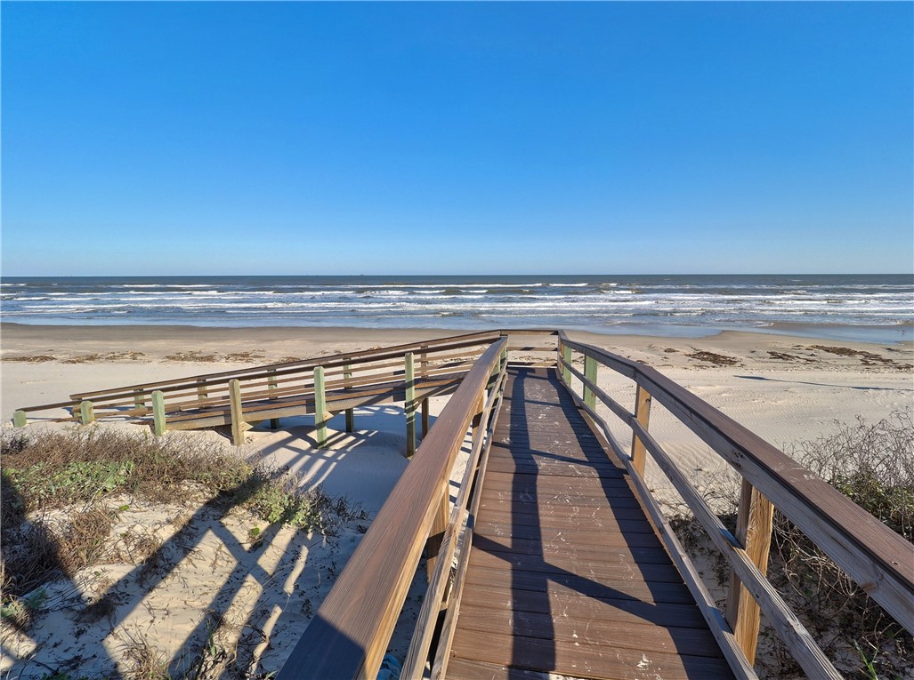 142 Bikini Drive Port Aransas TX 78373