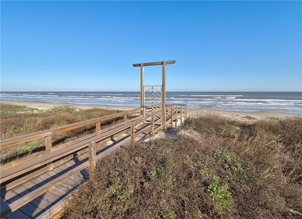142 Bikini Drive Port Aransas TX 78373
