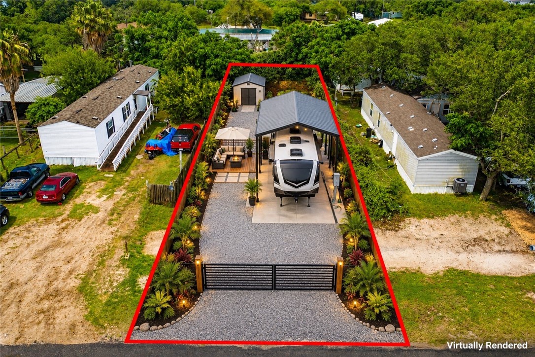 512 S Doughty Street Rockport TX 78382