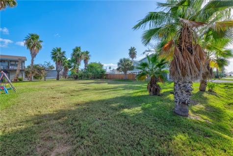 516 W Avenue C Port Aransas TX 78373