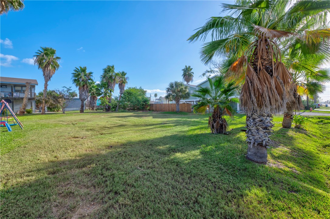 516 W Avenue C Port Aransas TX 78373