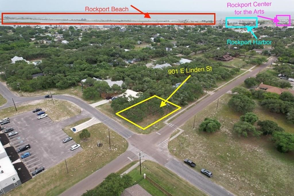 901 W Linden Street Rockport TX 78382