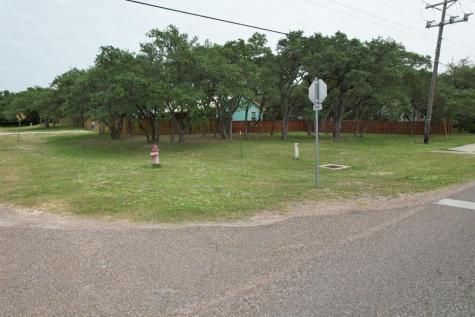 901 W Linden Street Rockport TX 78382