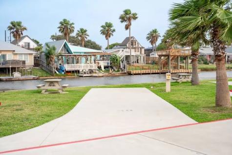 101 Caribbean Drive 20 Corpus Christi TX 78418