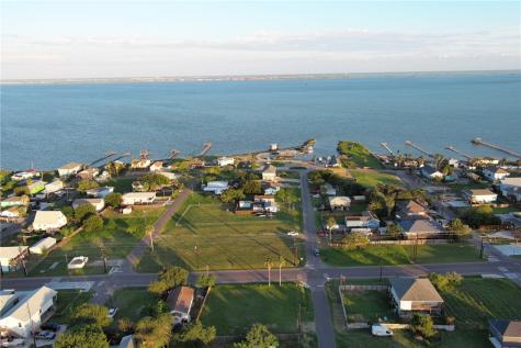3626 Laguna Shores Corpus Christi TX 78418