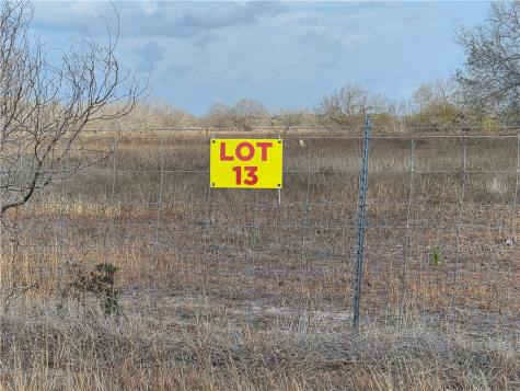 Lot 13 2180 County Road E Kingsville TX 78363