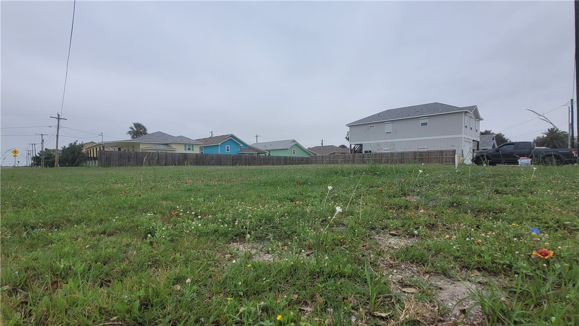 1404 S Church Street Rockport TX 78382