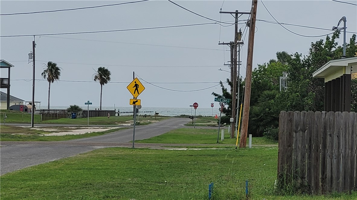 1404 S Church Street Rockport TX 78382