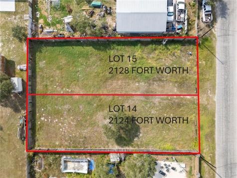 2124 Fort Worth Street Rockport TX 78382