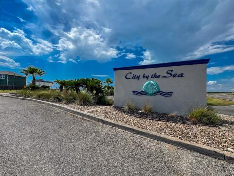 213 Bayview Drive Aransas Pass TX 78336