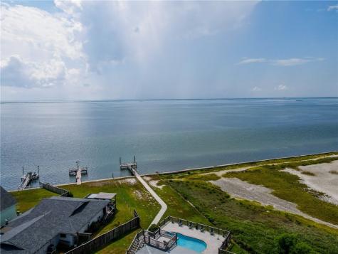 213 Bayview Drive Aransas Pass TX 78336