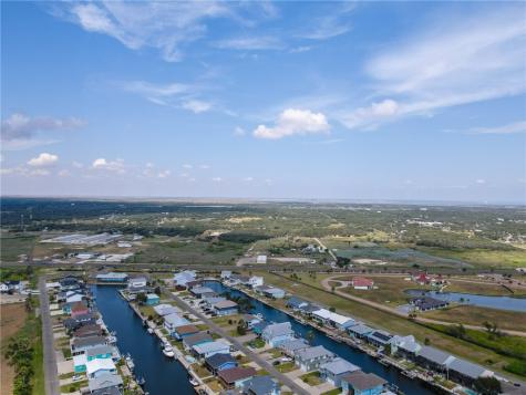 213 Bayview Drive Aransas Pass TX 78336